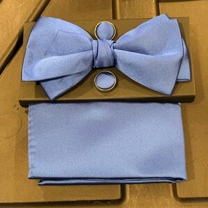 Elegant Blue Bow Tie Set